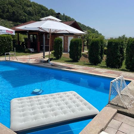 באניה לוקה Family Resort Trapisti מראה חיצוני תמונה