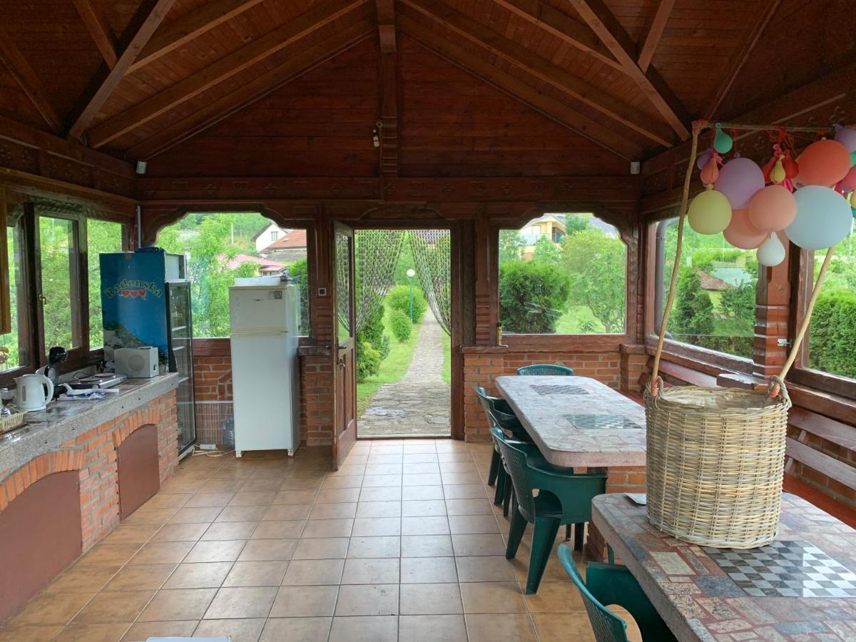 באניה לוקה Family Resort Trapisti מראה חיצוני תמונה